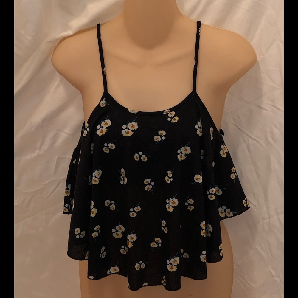 Mudd Black Floral Flowy Crop Top